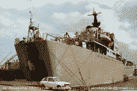 Большой десантный корабль "Илья Азаров" на отстое в Одессе, 10 апреля 1997 года