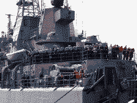 Большой десантный корабль "Пересвет" в Советской Гавани, август 2006 года