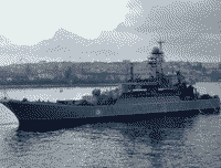 Большой десантный корабль "Азов" в Севастополе, 20 февраля 2007 года 11:47