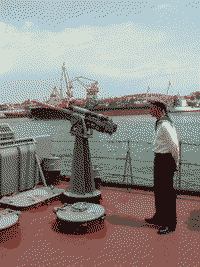 На палубе большого десантного корабля "Цезарь Куников" у Минной стенки в Севастополе, 14 июня 2008 года 13:21