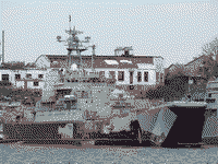 Большой десантный корабль "Константин Ольшанский" в Северной бухте Севастополя, 16 апреля 2008 года 12:53