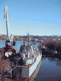 Большой десантный корабль "Новочеркасск" в Килен-бухте Севастополя, 2008 год