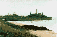 Большие десантные корабли Черноморского флота "БДК-67" и "Николай Фильченков", 1998 год