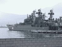 Большой десантный корабль "Ослябя" во Владивостоке, 22 июня 2006 года 11:38