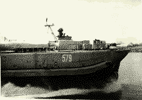 МДК-88 пр 1232.1 "Джейран" на ходу в озере Донузлав, 1987 год