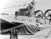 Малый десантный корабль на воздушной подушке проекта 1232.2 "МДК-122" в Балтийске, 1993 год