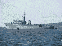 Морской тральщик пр. 02668 "Вице-адмирал Захарьин" на испытаниях, 27 июля 2007 года 18:55