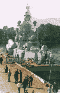 Малый ракетный корабль "Пассат" на Военно-Морском салоне в Санкт-Петербурге, июнь 2003 года