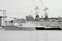 Малый артиллерийский корабль "Астрахань" на Неве, 28 июля 2006 года