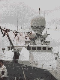 Малый артиллерийский корабль "Астрахань" на Неве, 30 июля 2006 года 13:19