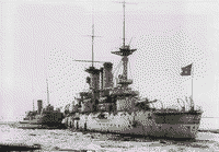 Линейный корабль "Чесма" под красным флагом Беломорской военной флотилии, весна 1921 года