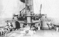 Чистка башенных 8-дюймовых орудий линейного корабля "Андрей Первозванный"