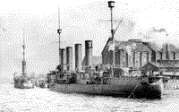 Броненосный крейсер "Баян" во время достройки, 1910 год