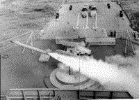 Пуск ракеты ЗРК "Оса" с крейсера "Жданов", 1974 год