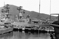 Ракетный крейсер "Адмирал Фокин" в заливе Стрелок, 1967-1968 годы
