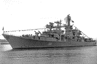 Большой противолодочный корабль "Петропавловск" в Амурском заливе, июль 1990 год