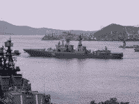 Большой противолодочный корабль "Адмирал Трибуц", швартовка к 33 причалу в бухте Золотой Рог, 18 июня 2008 года 12:09