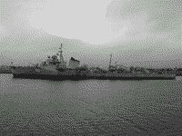 Китайский эсминец "Чанчунь" (бывший "Решительный") в качестве туристического объекта, начало 2000-х годов