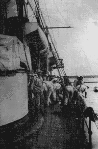 На палубе броненосного фрегата "Адмирал Чичагов"