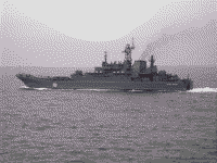 Большой десантный корабль "Цезарь Куников" на учениях BLACKSEAFOR-2004, 8 апреля 2004 года 13:39