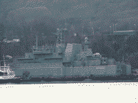Большой десантный корабль "Новочеркасск" в Килен-бухте Севастополя, 5 января 2006 года 14:47