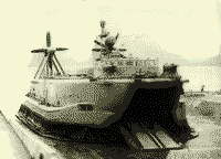 МДК-9 пр 1232.1 "Джейран" в пункте постоянного базирования в бухте Известковая, середина 1980-е годов