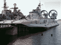 МДК пр 1232.2 "Мордовия" на военно-морском салоне IMDS-2005 в Санкт-Петербурге, 29 июня 2005 года